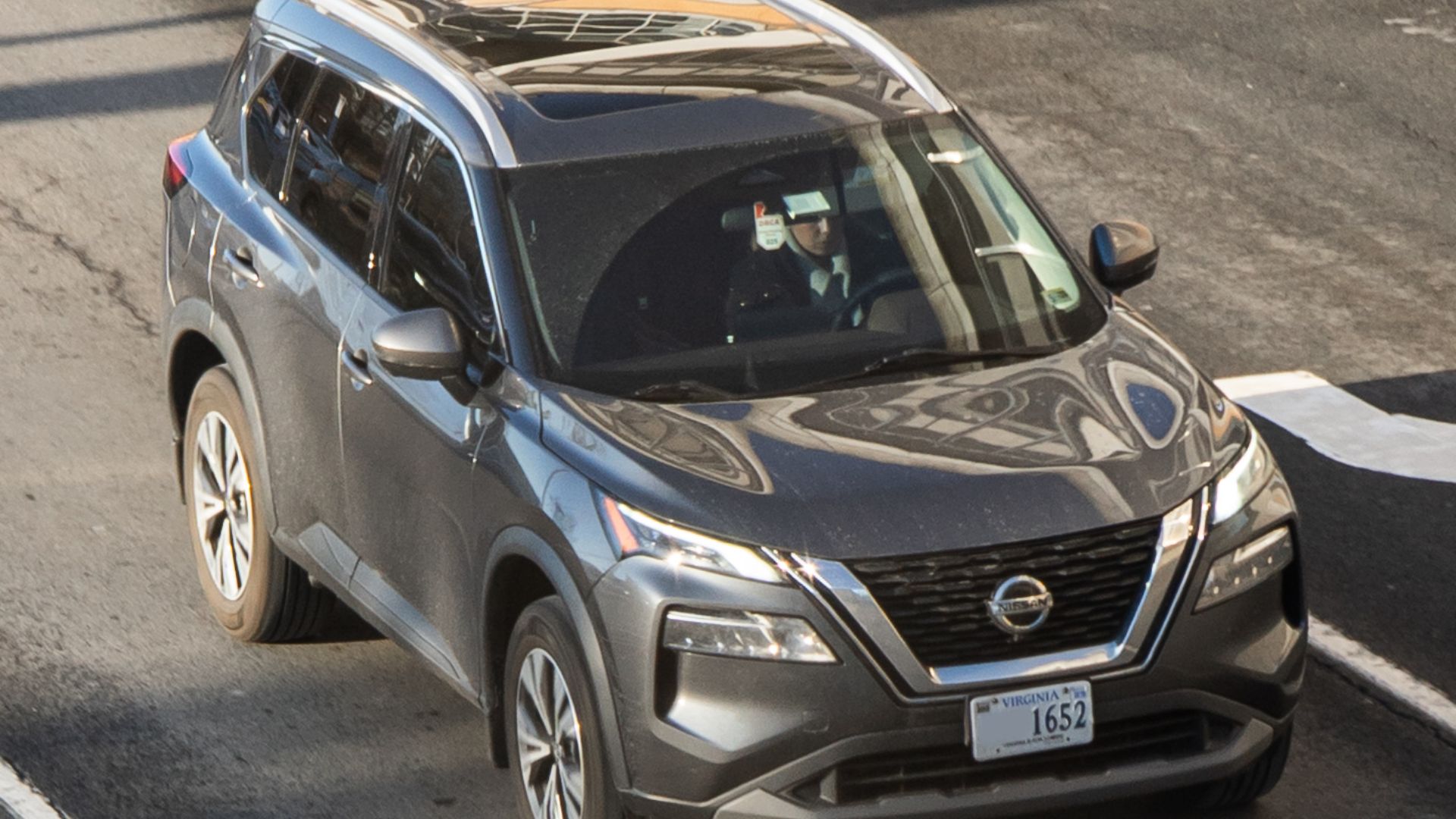 File:Nissan Rogue (T33) Washington DC Metro Area, USA (2).jpg