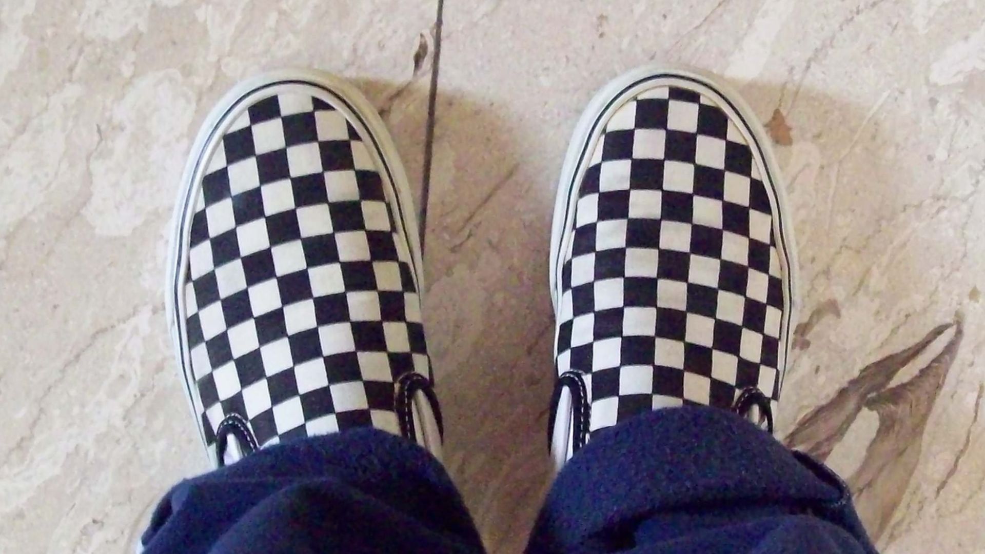 File:Vans.jpg