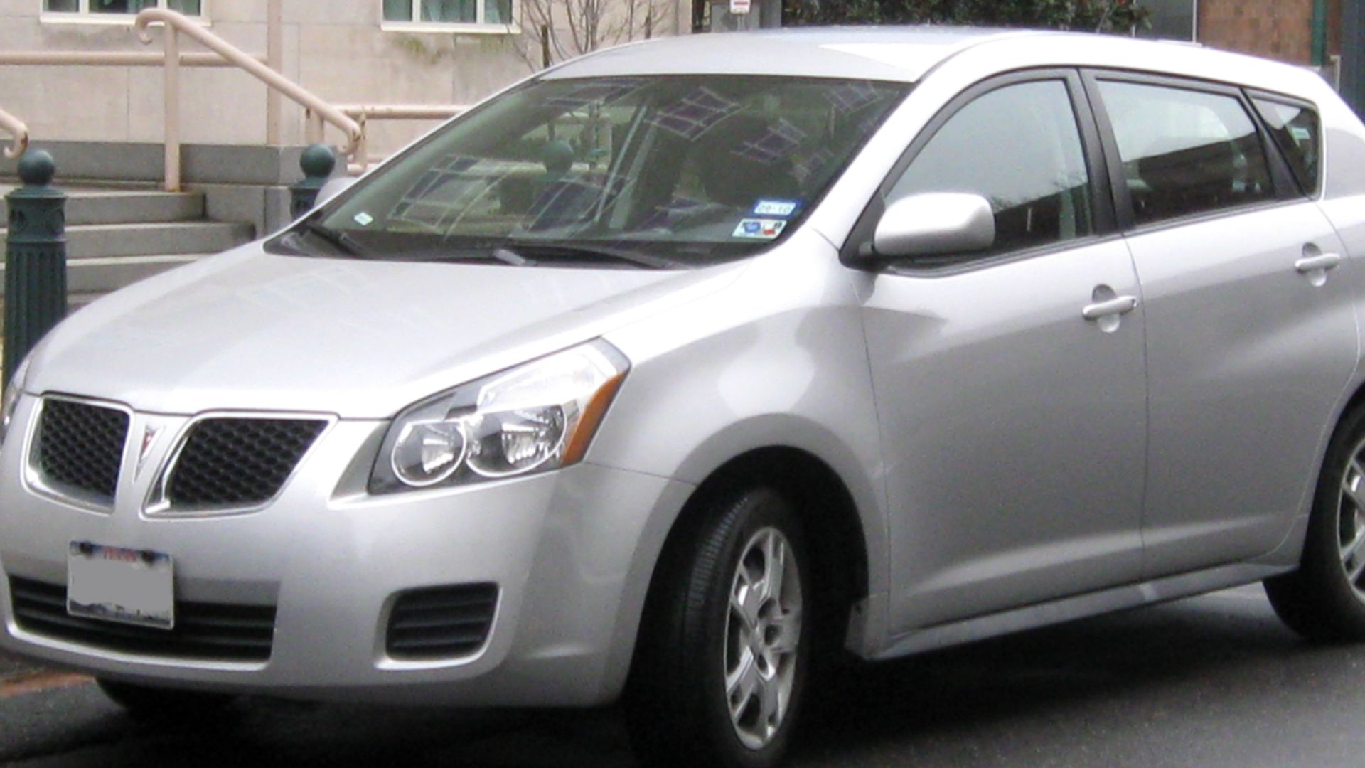 File:2nd Pontiac Vibe 1 -- 12-26-2009.jpg