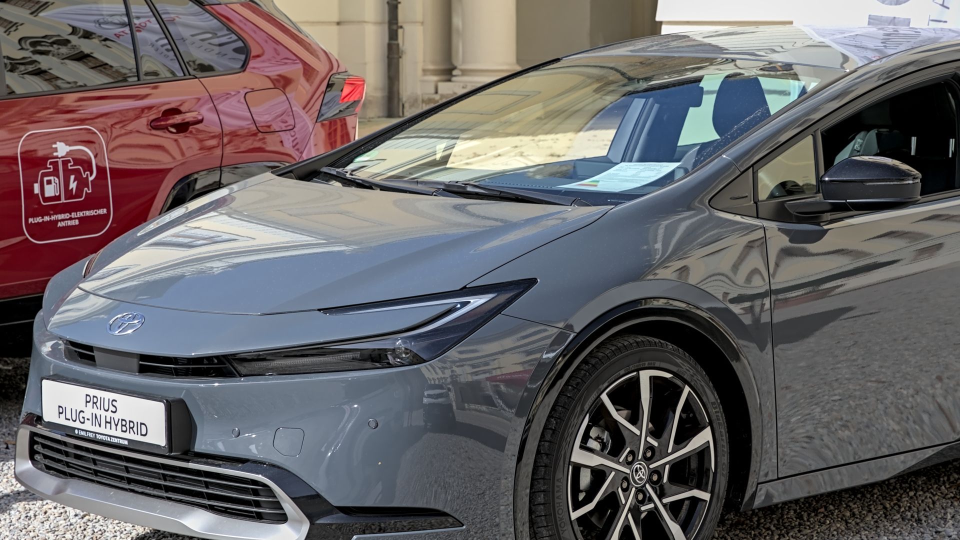 File:Toyota Prius (XW60) Plug-in Hybrid Automesse Ludwigsburg 2023 1X7A0004.jpg