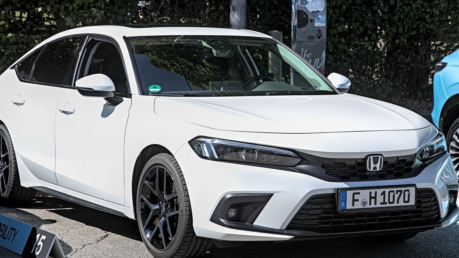 File:Honda Civic Hybrid (2022, Europe) IAA 2023 1X7A0545 (2).jpg