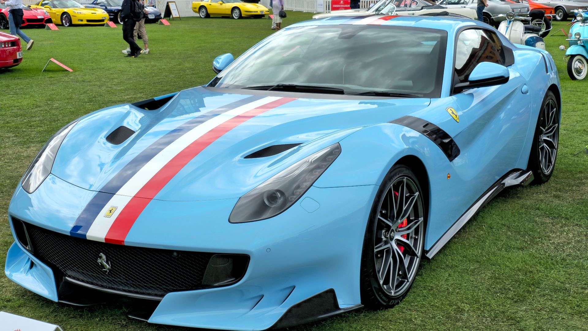 File:Ferrari F12 TDF 13.jpg