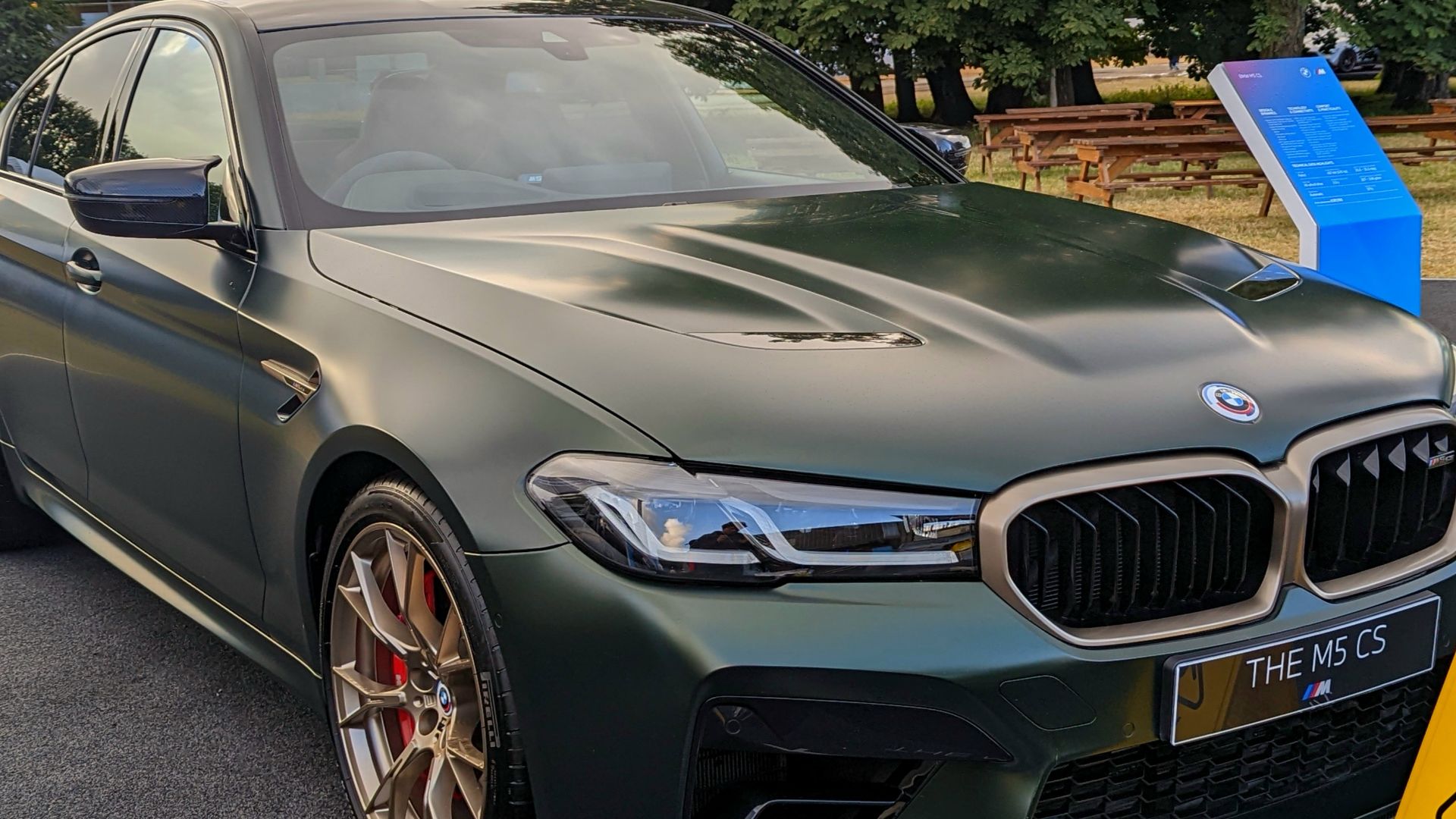 File:2022 BMW M5 CS (18171).jpg