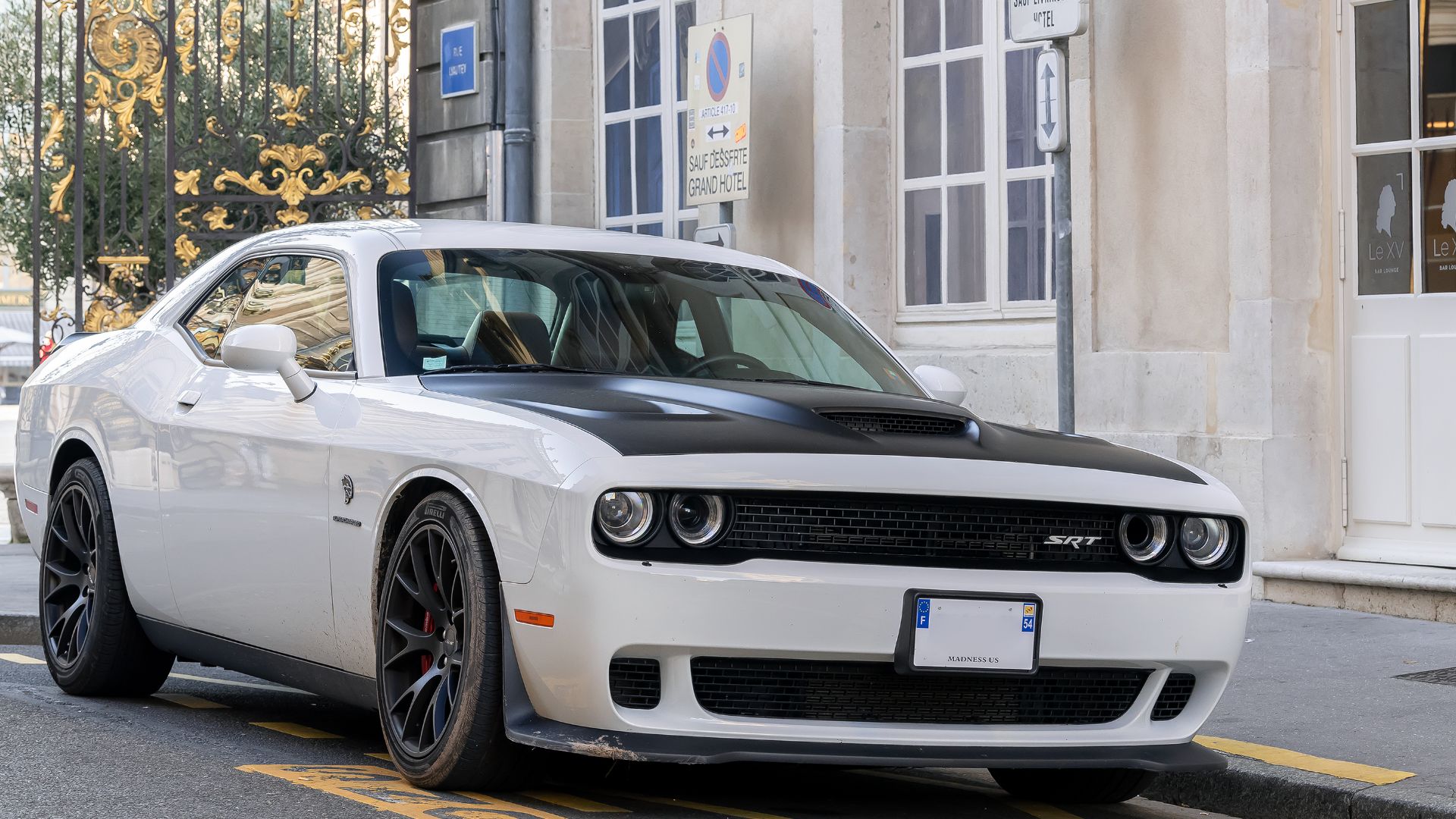 File:Dodge Challenger SRT Hellcat (51669357467).jpg
