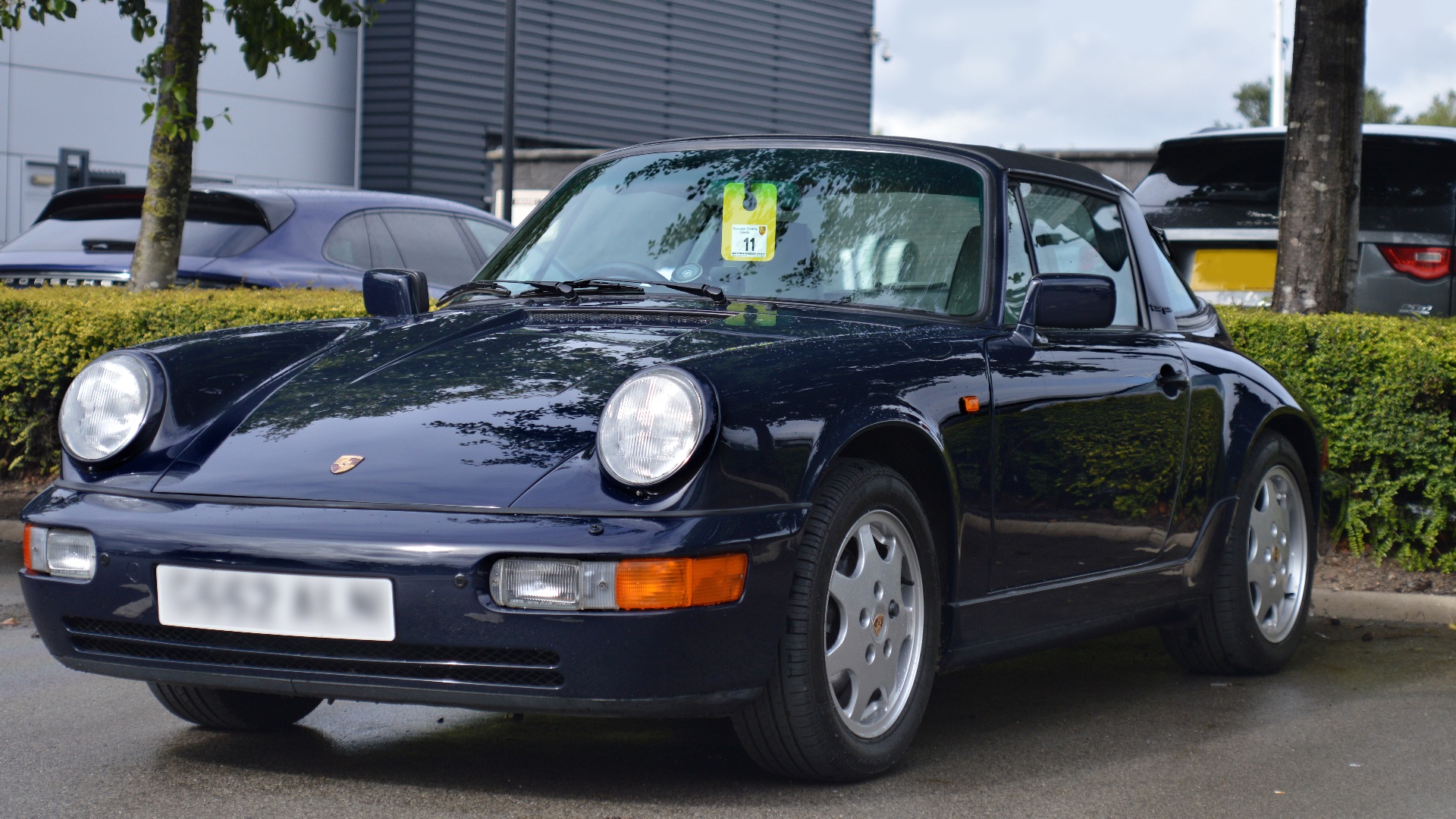 File:Porsche 911 Carrera Stratstone.jpg