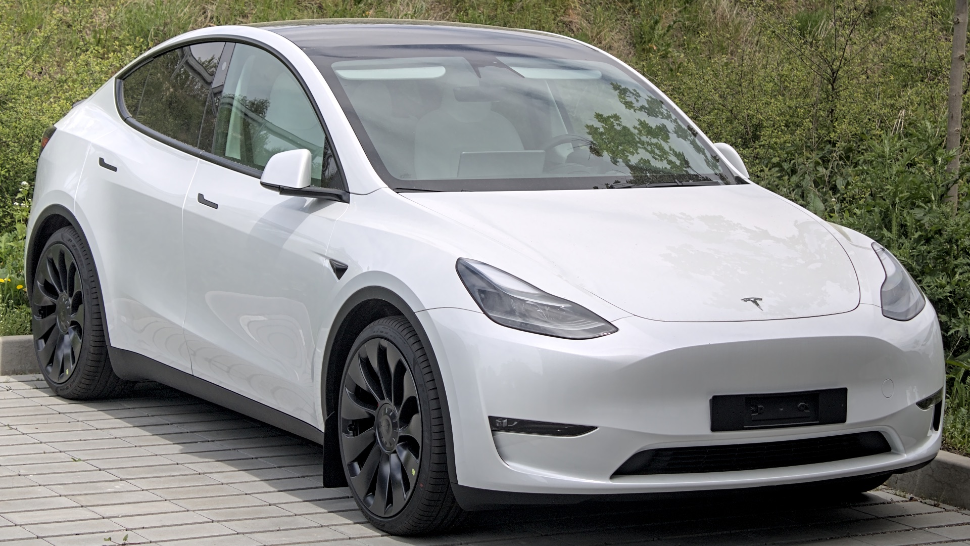 File:Tesla Model Y IMG 9499 (cropped).jpg