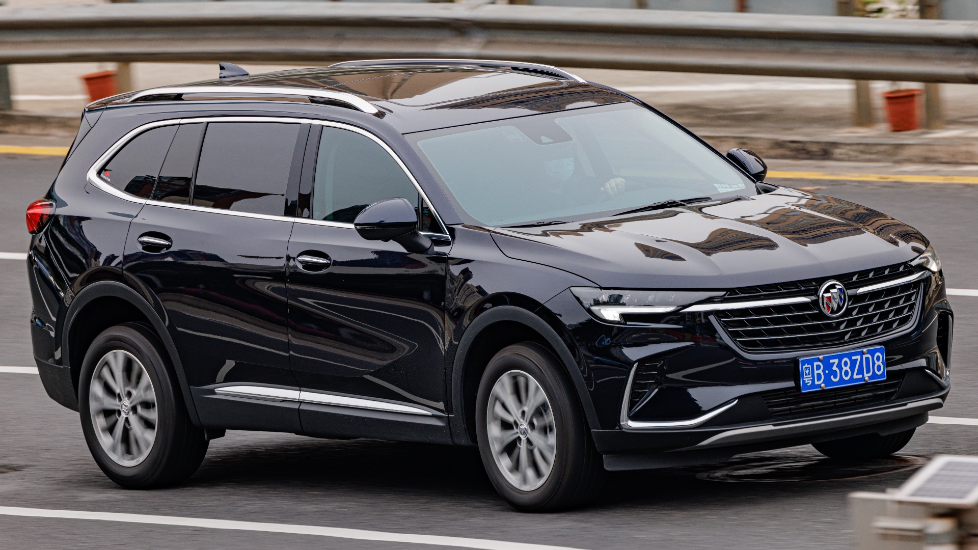 File:BUICK ENVISION PLUS China (3).jpg