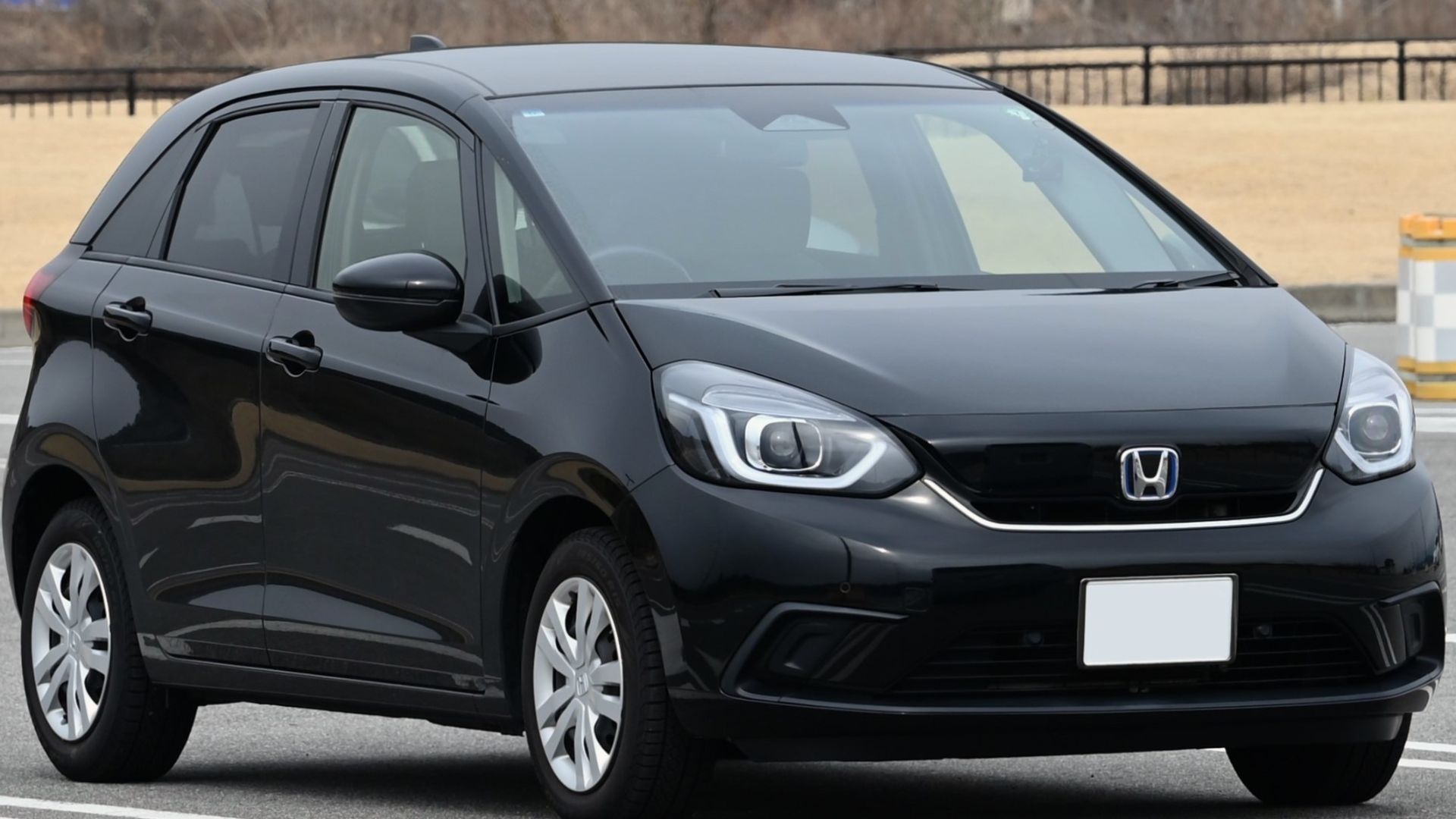 File:2020-2022 Honda Fit e-HEV Home.jpg