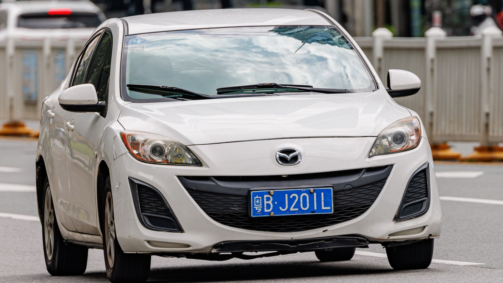 File:MAZDA3 SEDAN (BL) China.jpg