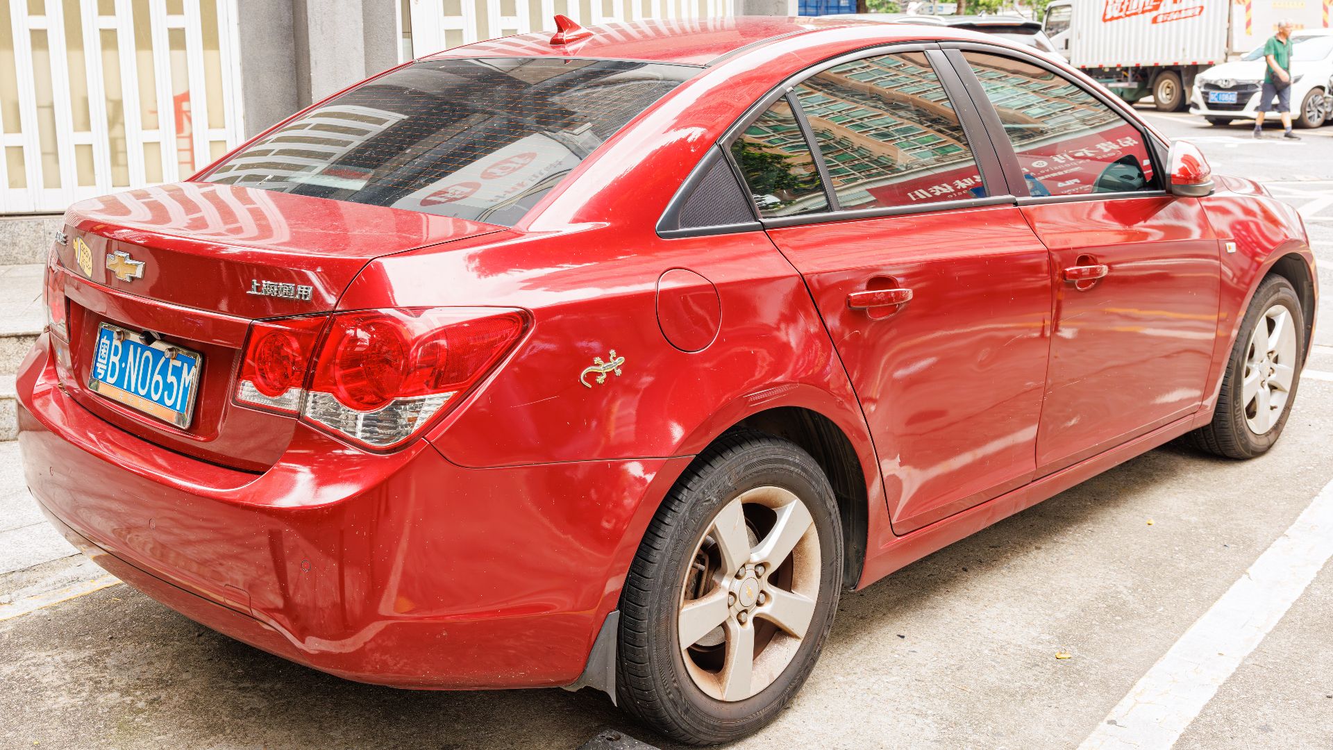 File:CHEVROLET CRUZE (J300) China (22).jpg