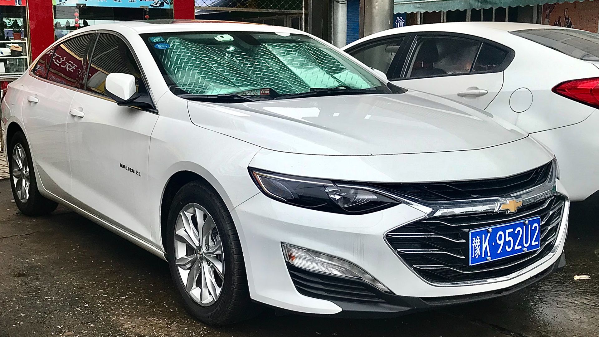 File:Chevrolet Malibu XL facelift.jpg