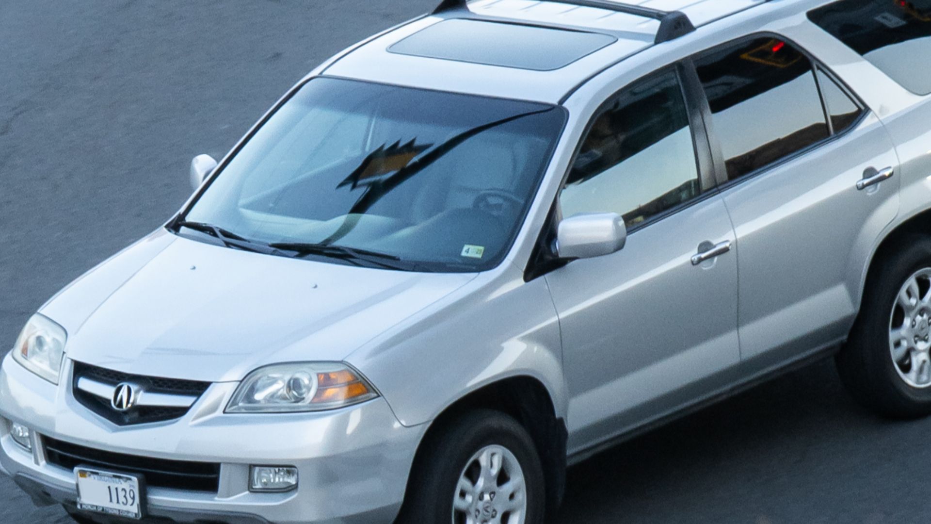 File:Acura MDX (YD1) Washington DC Metro Area, USA.jpg