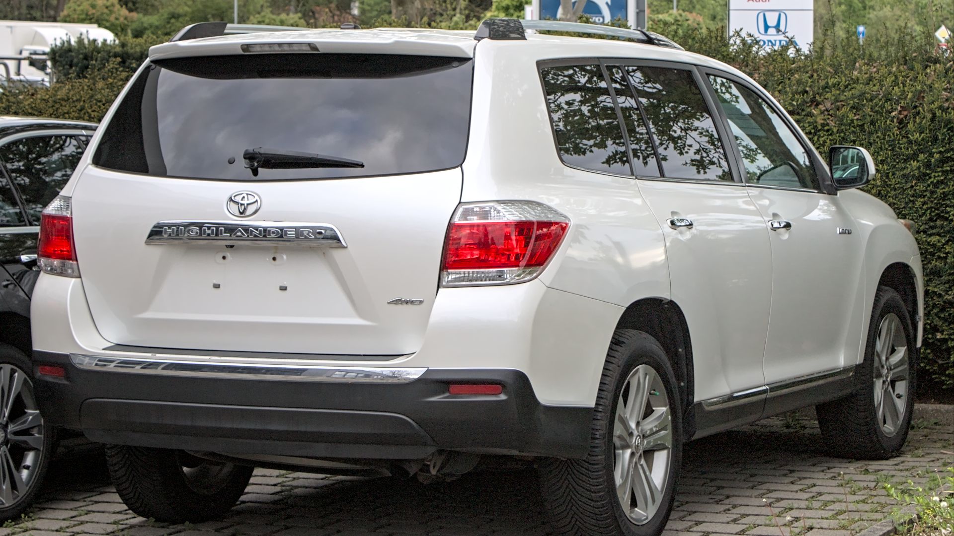 File:2011 Toyota Highlander (XU40) IMG 9722.jpg