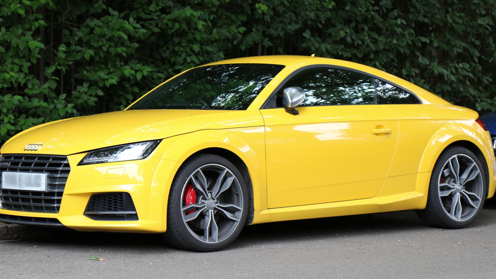 File:Audi TT FV 1984cc registered February 2016.jpg