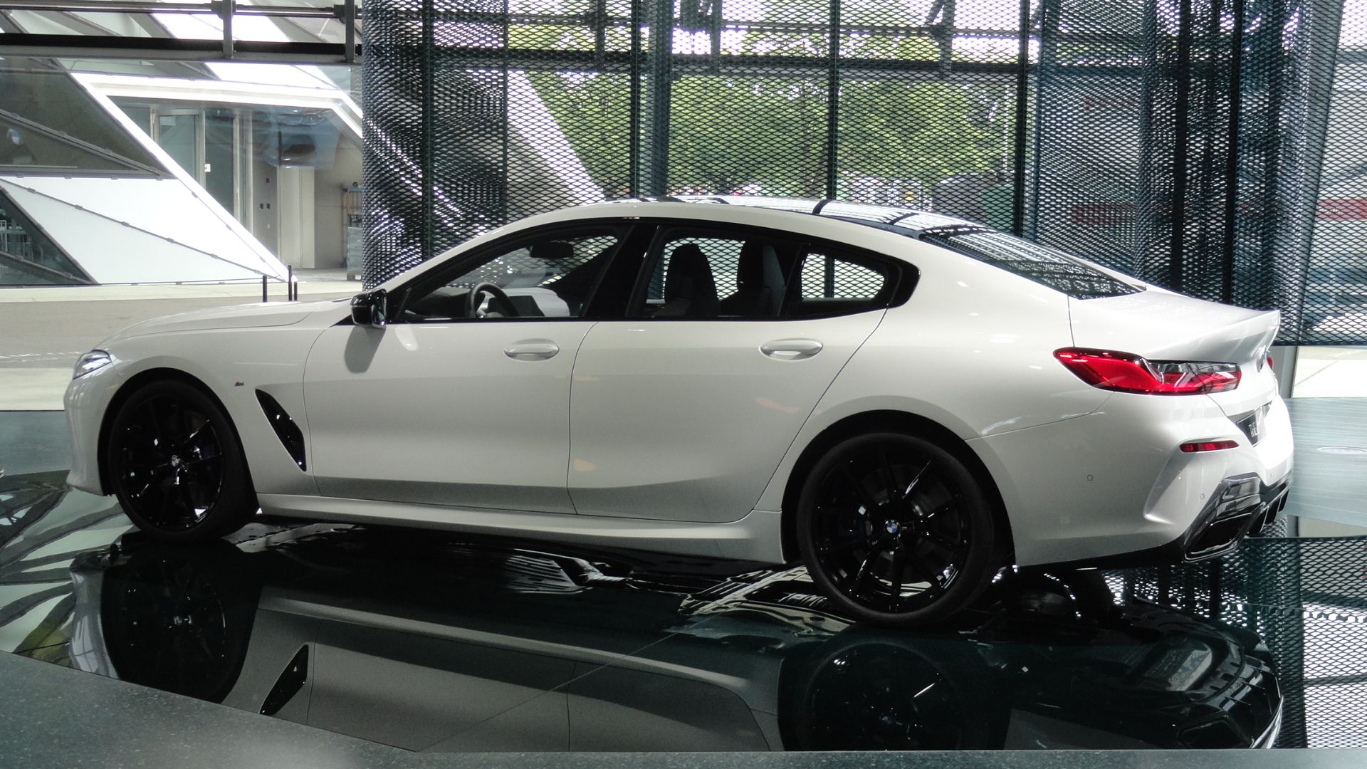 File:BMW 8 Series Gran Coupé (G16) at BMW Welt.jpg