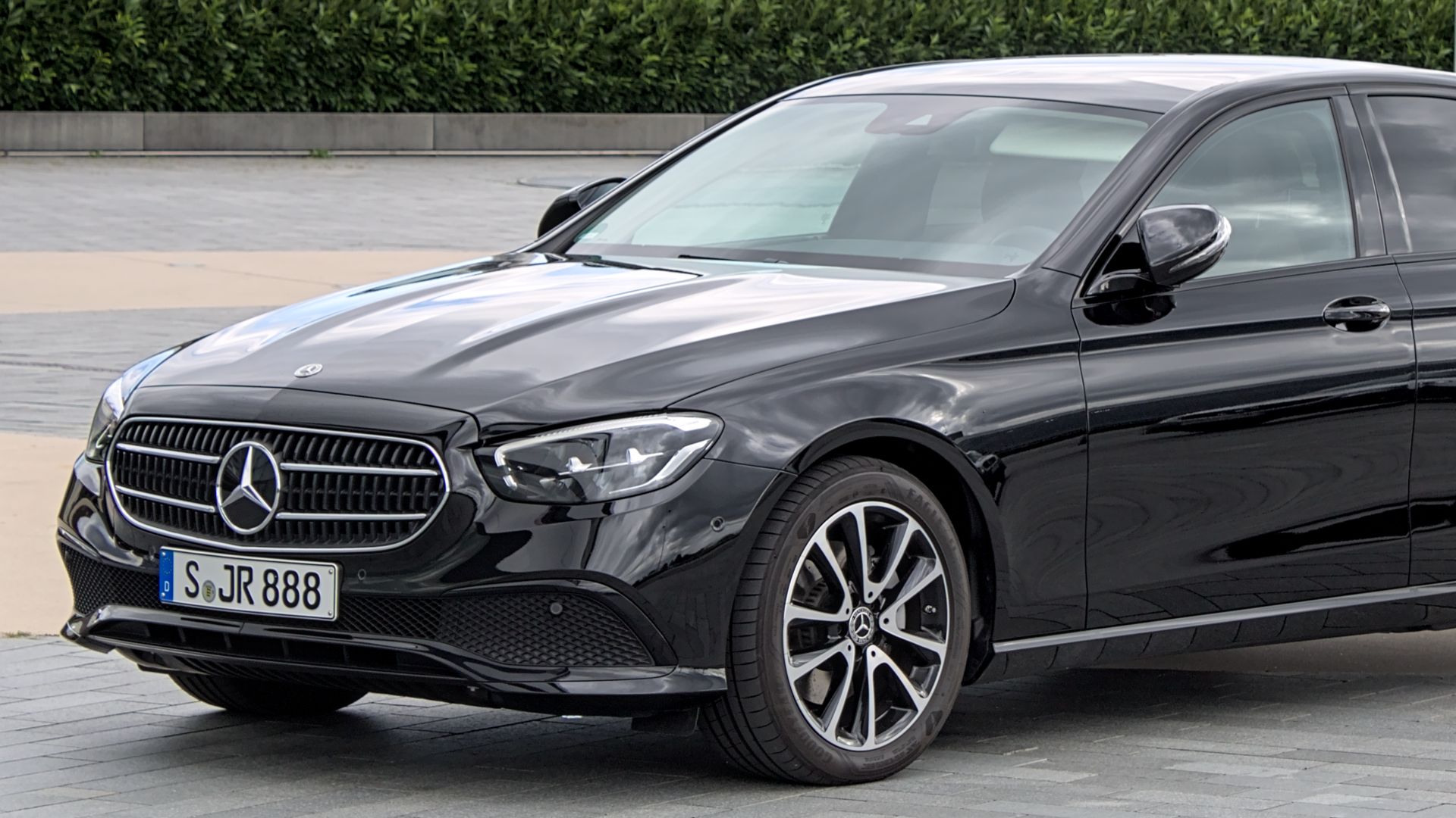 File:Mercedes-Benz W213 Facelift IMG 5257.jpg