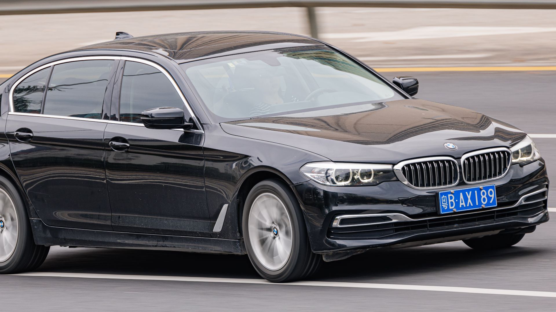 File:BMW 5 SERIES LWB SEDAN (BMW G38) China (45).jpg