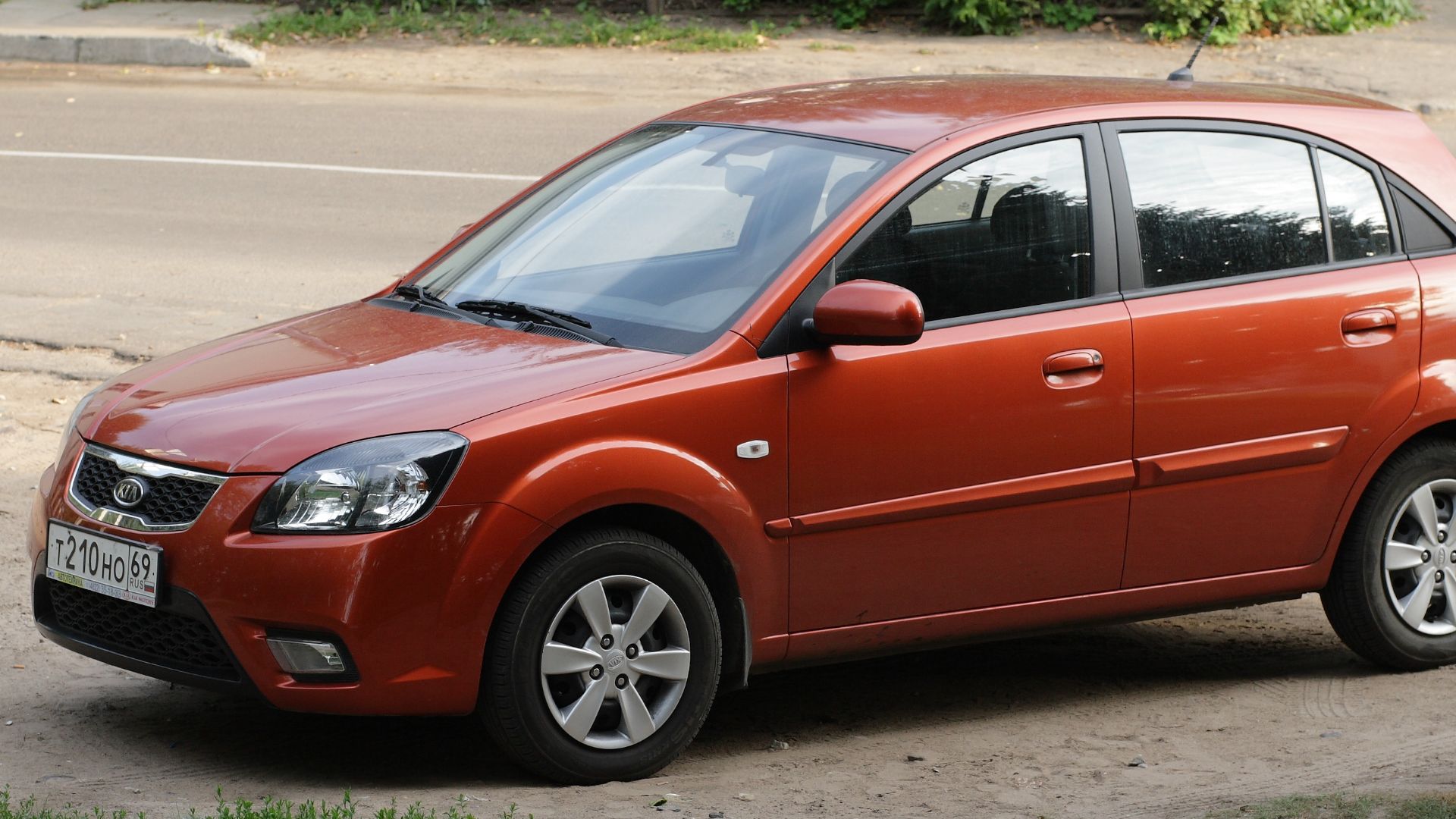 File:Kia Rio DE 01.jpg