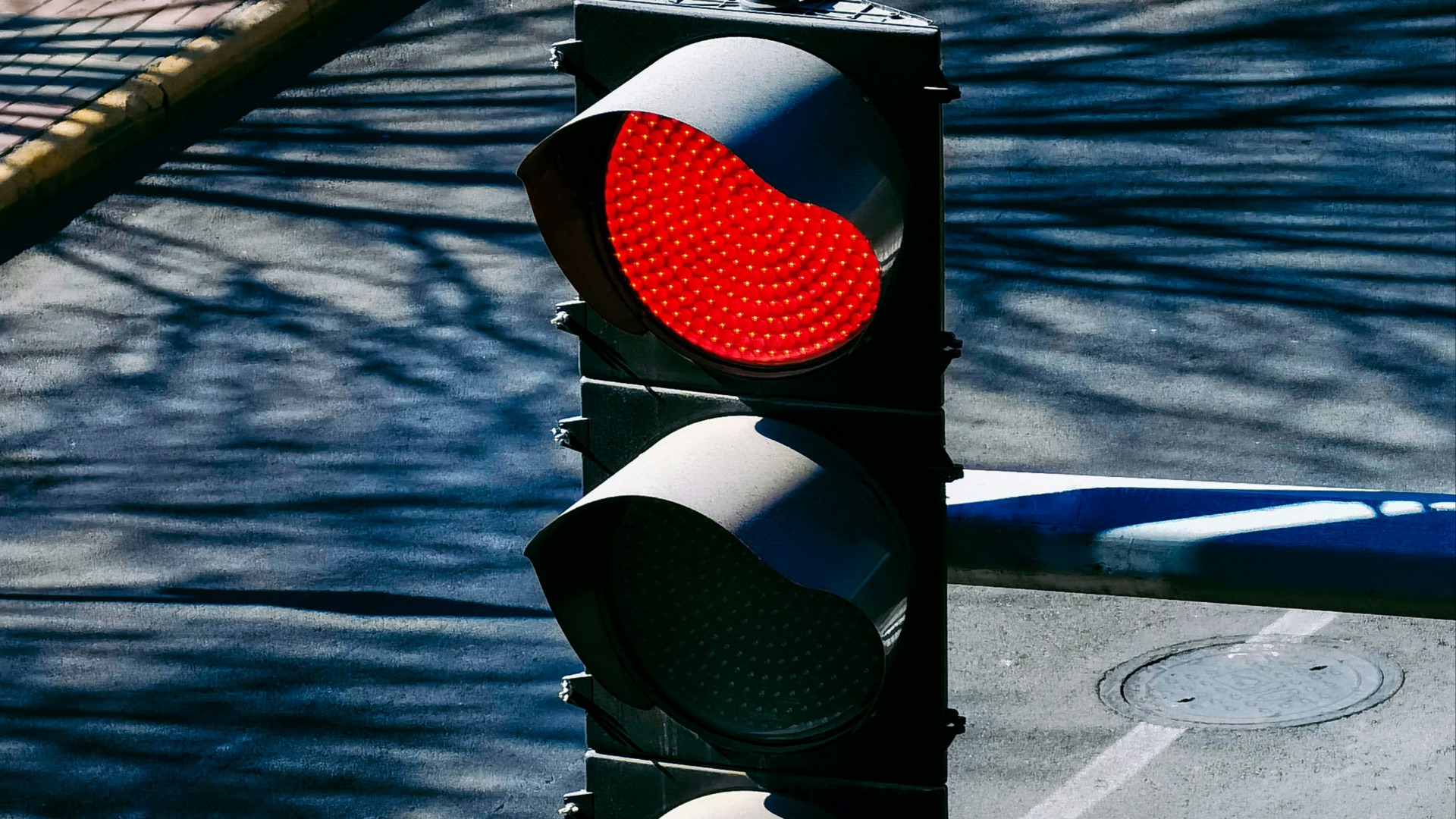 traffic light with red light