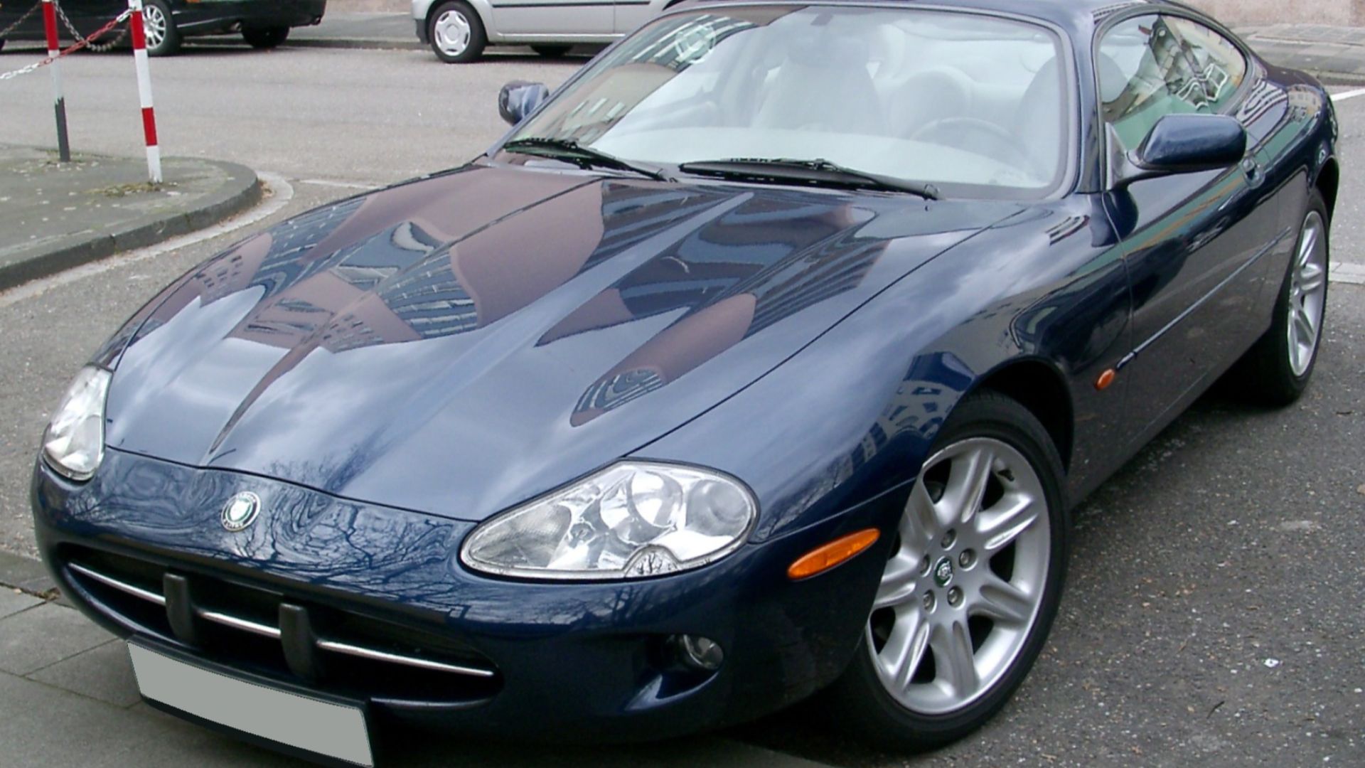 177886228745b6cc18d16c99aab3a8ed6152783cfe215ea387.jpg