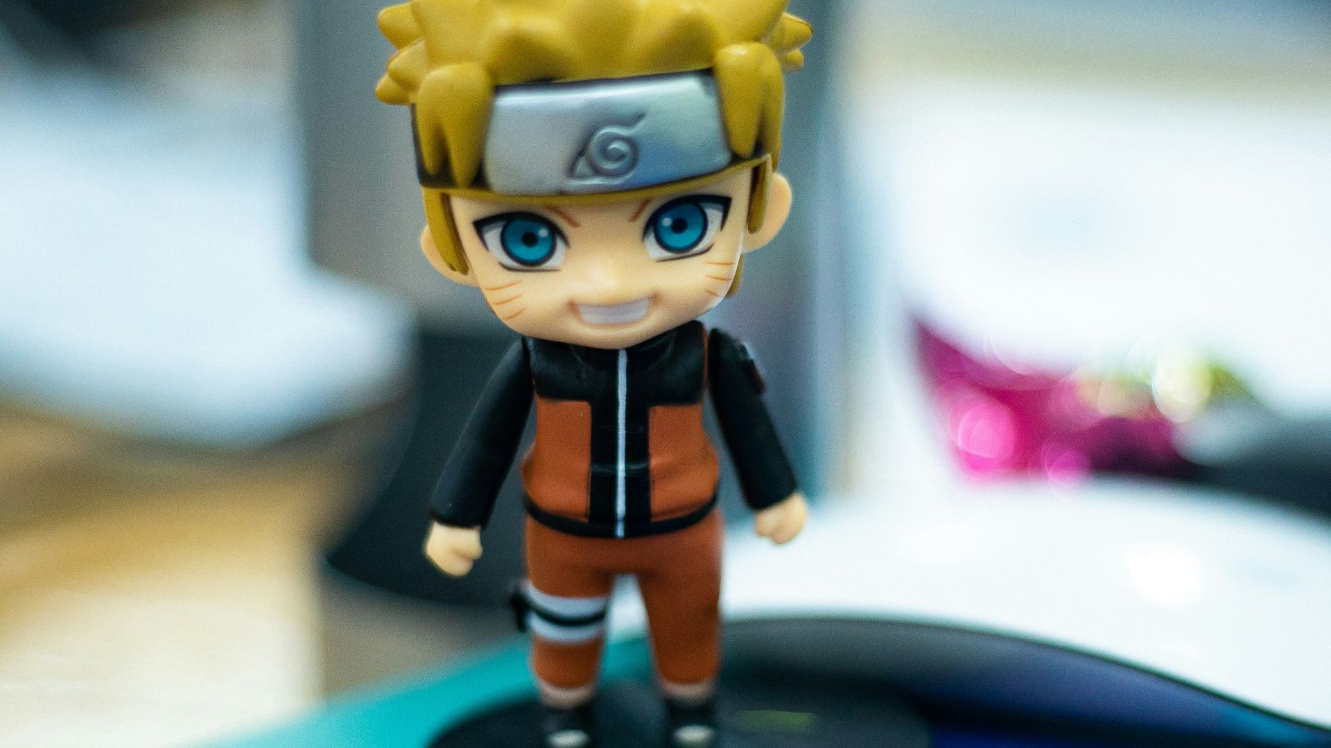 blue and yellow lego mini figure