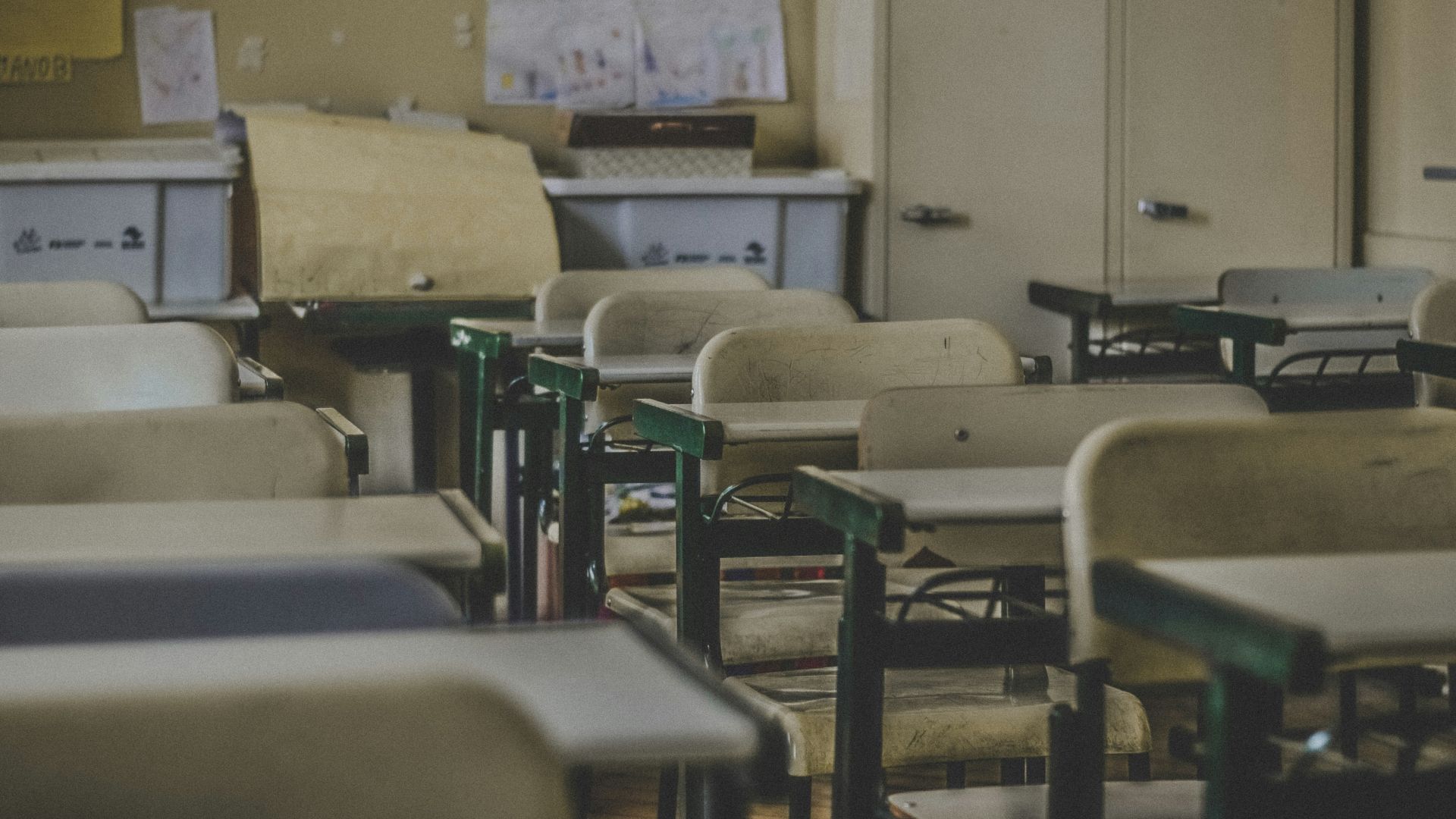 photography of school room