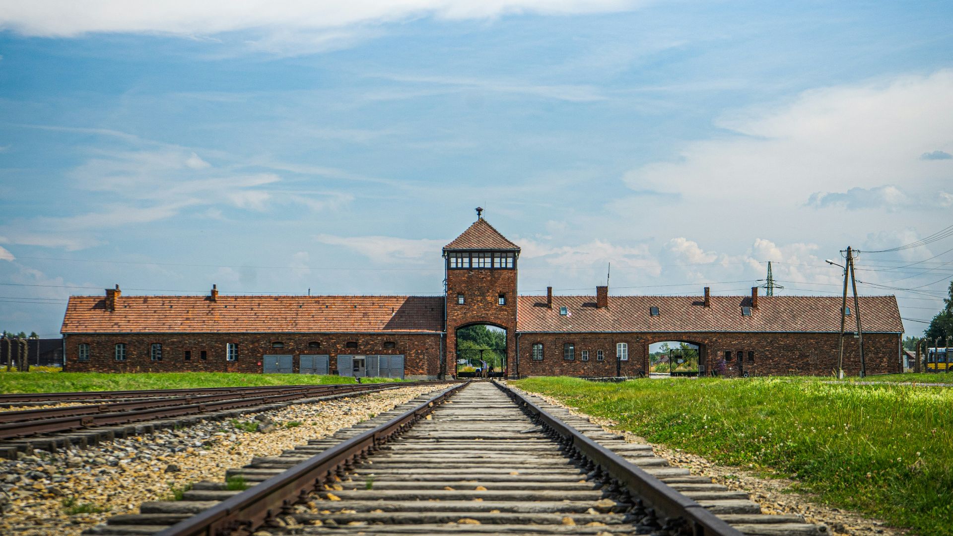 train tracks leading to Auschwitz concentration camp