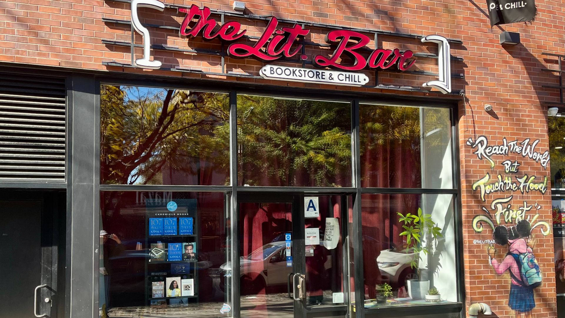 File:The Lit. Bar.jpg