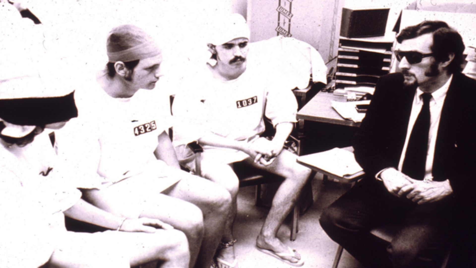 File:SPE1971-prisoners meet with Zimbardo as superintendent.jpg