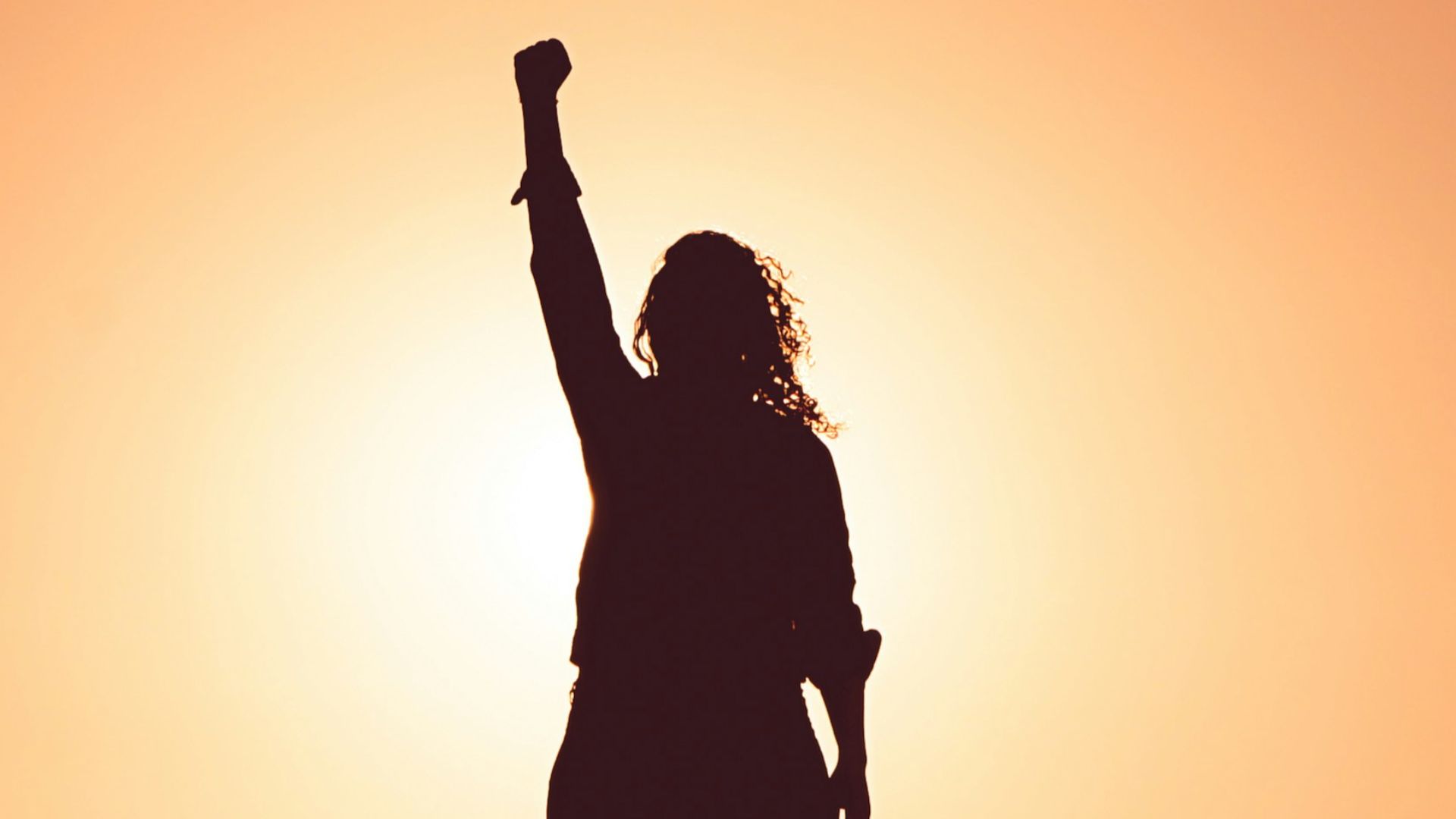 silhouette of personr