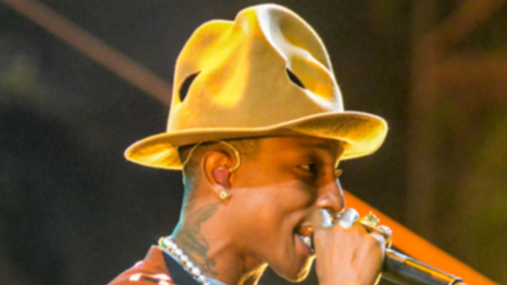 File:Pharrell Williams (14005929132) (cropped).jpg
