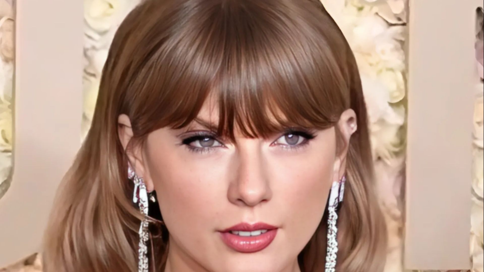 File:Taylor Swift at the Golden Globes 2024 (Enhanced, cropped) 1.jpg