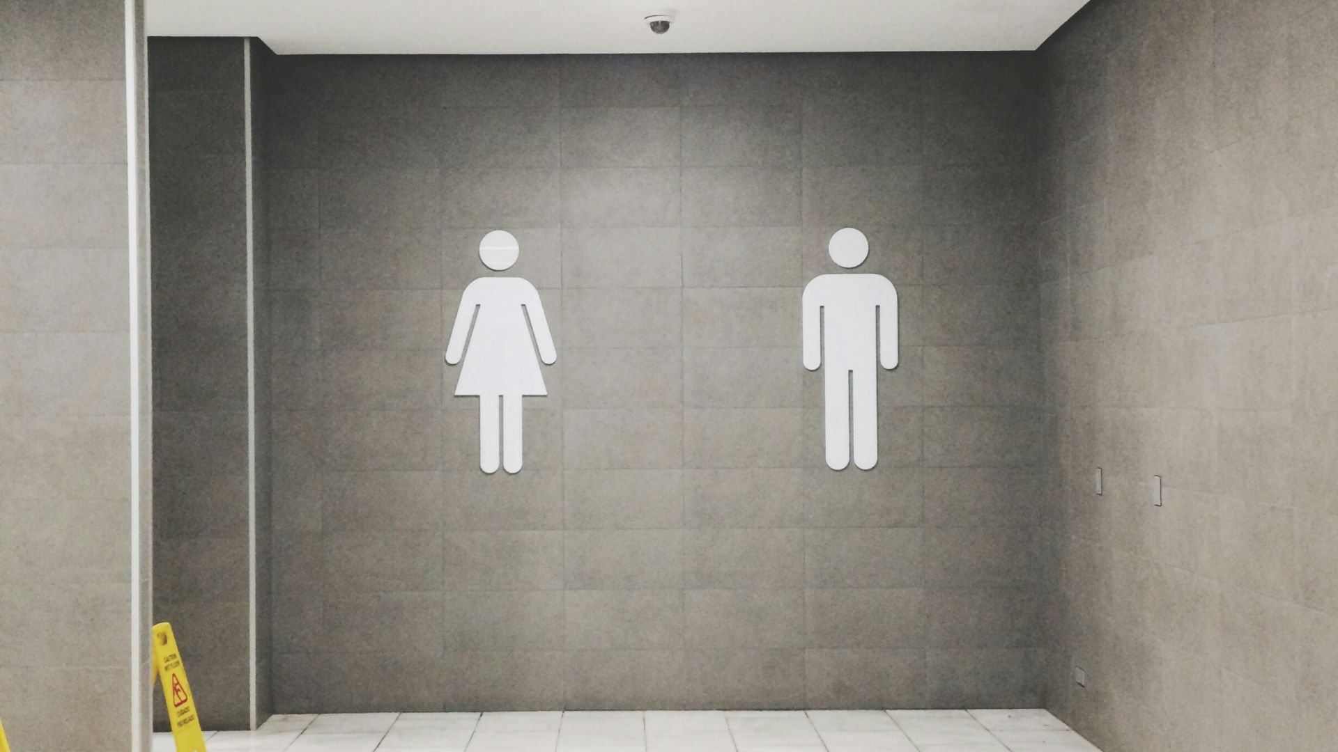 men's and women's bathroom signs