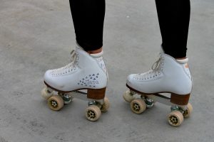roller-skates-3391617-300x200.jpg