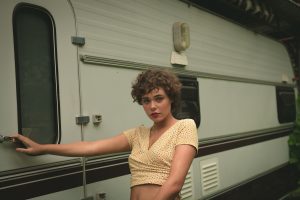 beautiful-beauty-casual-1990290-300x200.jpg