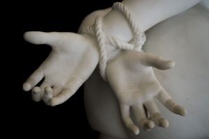 hand-3248046_1920-300x200.jpg