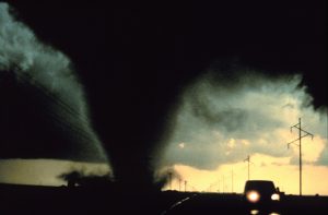 tornado-541911_1280-300x197.jpg