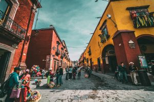 jezael-melgoza-3snKY0XMKwg-unsplash-1-300x200.jpg