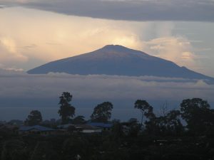 mount-cameroon-1489500-300x225.jpg