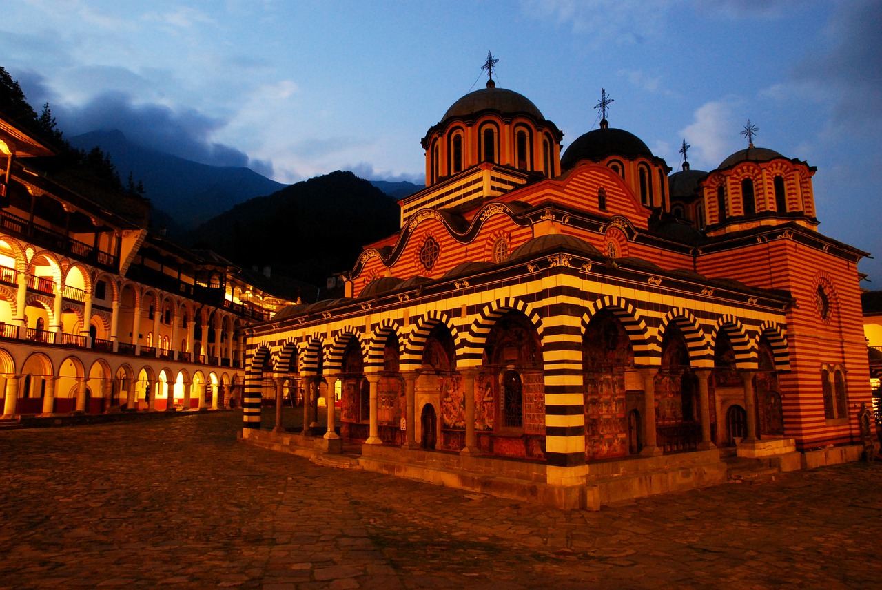 rila-monastery-676748_1280.jpg