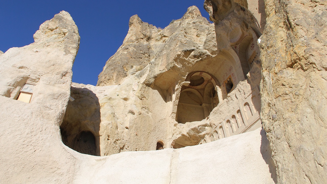 cappadocia-1773494_1280.jpg