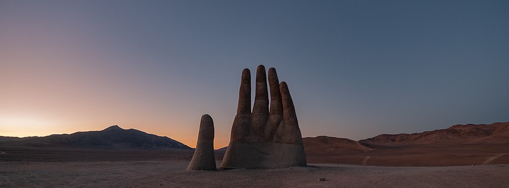 1024Px-Panoramica La Mano Del Desierto