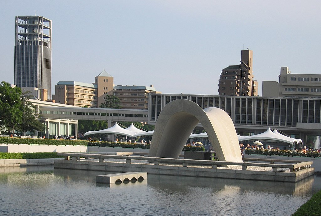 1024Px-Cenotaph, Hiroshima Peace Memorial Park, Japan