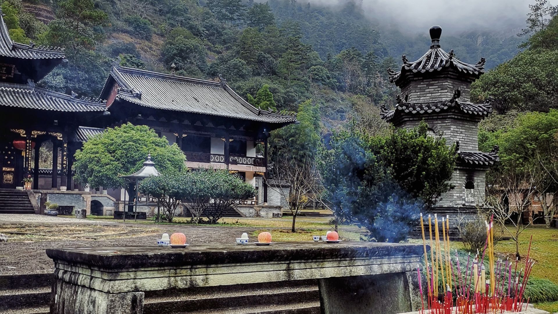File:China Wuyishan Temple.jpg