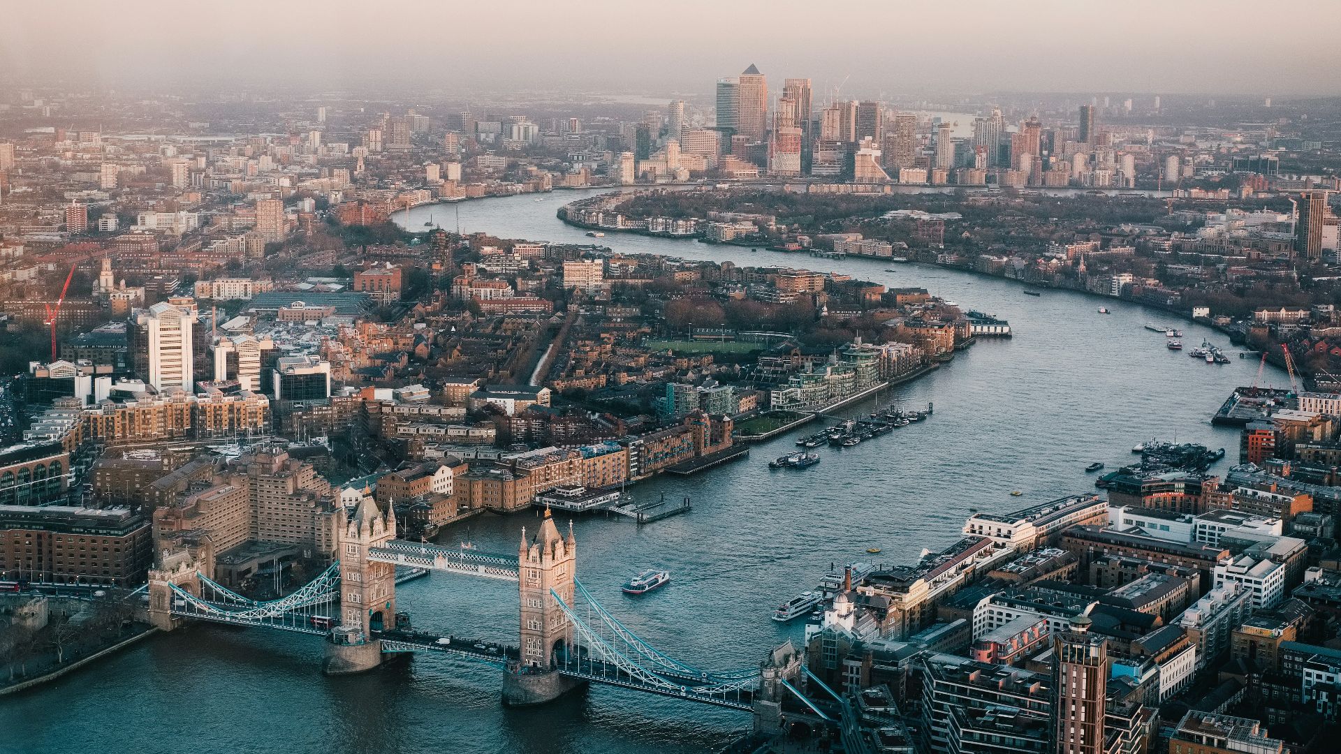 aerial photography of London skyline during daytime