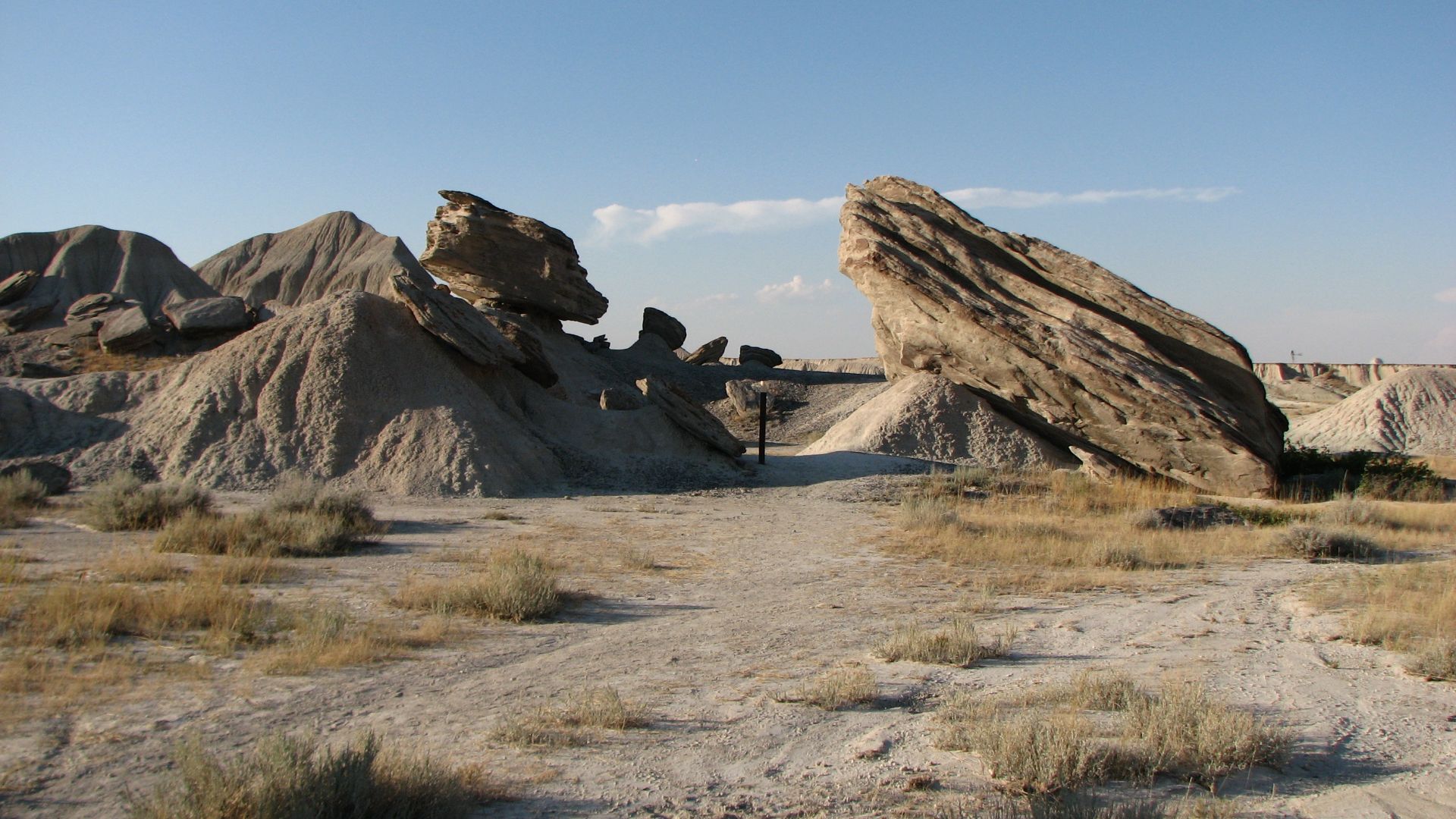File:Toadstool Geologic Park.jpg