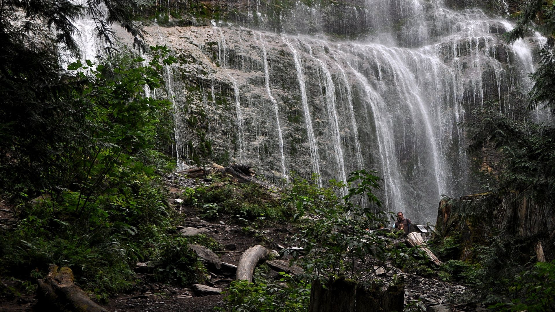 File:Bridal Veil Falls, BC, Canada.jpg