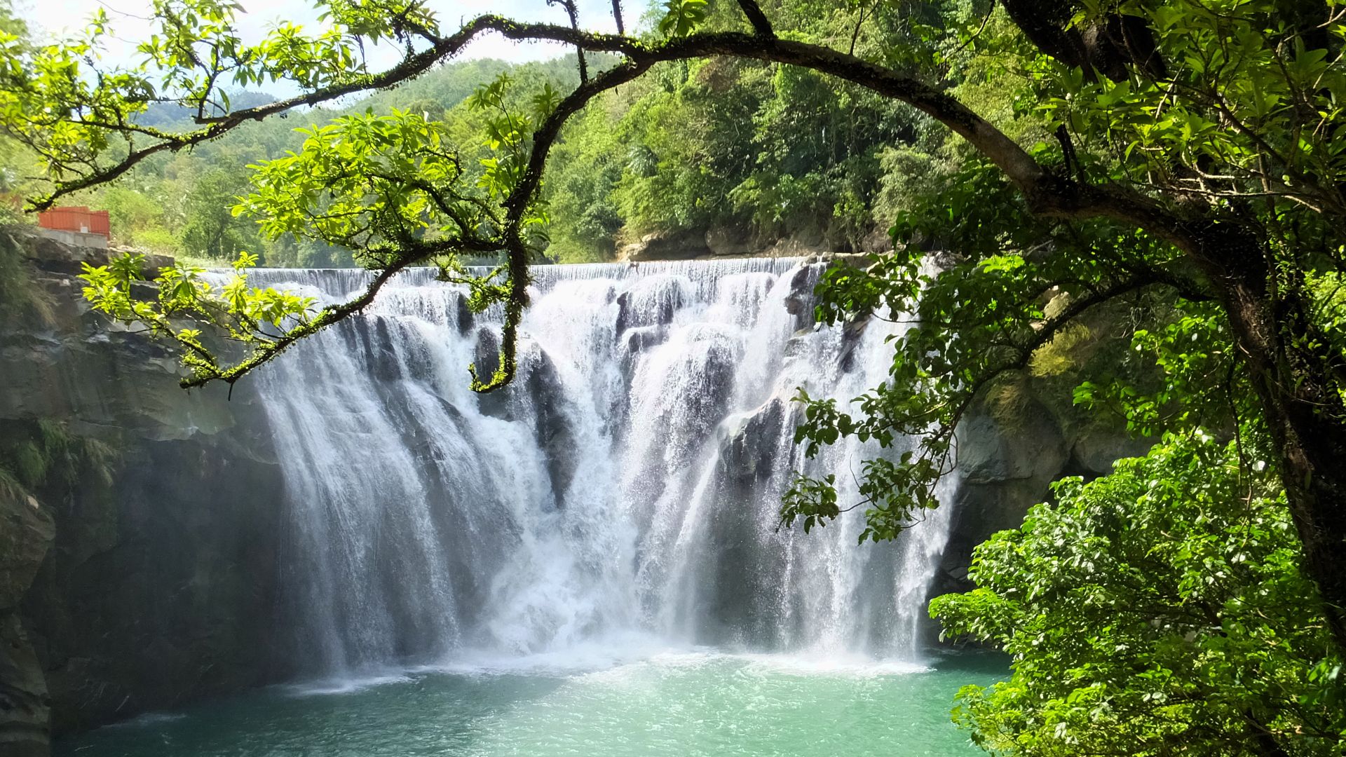 File:Shifen Falls 十分瀑布 - panoramio.jpg