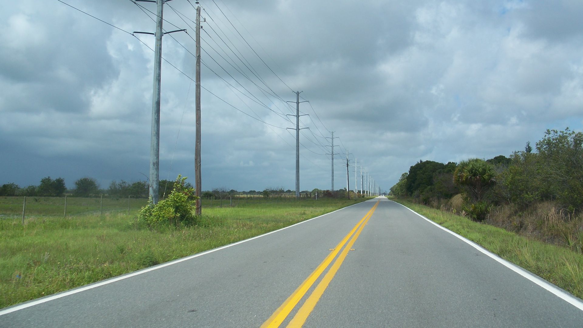 File:Micco FL Micco Rd west01.jpg