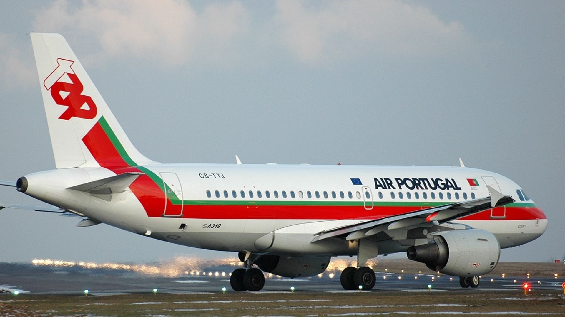 File:Airbus A319-111, TAP Air Portugal AN0771572.jpg